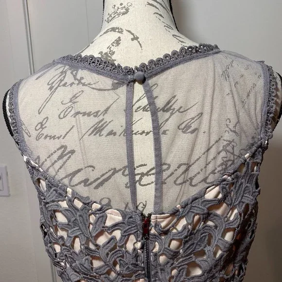 Beautiful Alya Taupe Lace Fitted Sleeveless Sheath Dress  Size L Gray - Picture 4 of 8